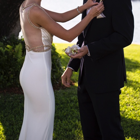 Prom Dress 🤍 - Picture 4 of 5